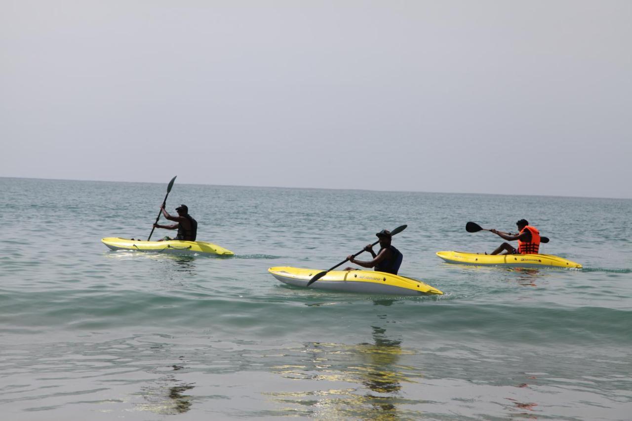 Aqua Marine Beach Hotel Kalkudah  Bagian luar foto
