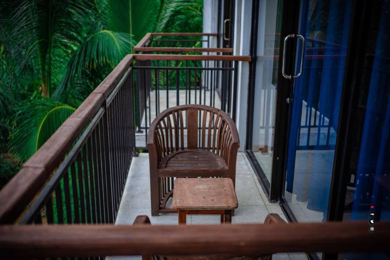 Aqua Marine Beach Hotel Kalkudah  Bagian luar foto
