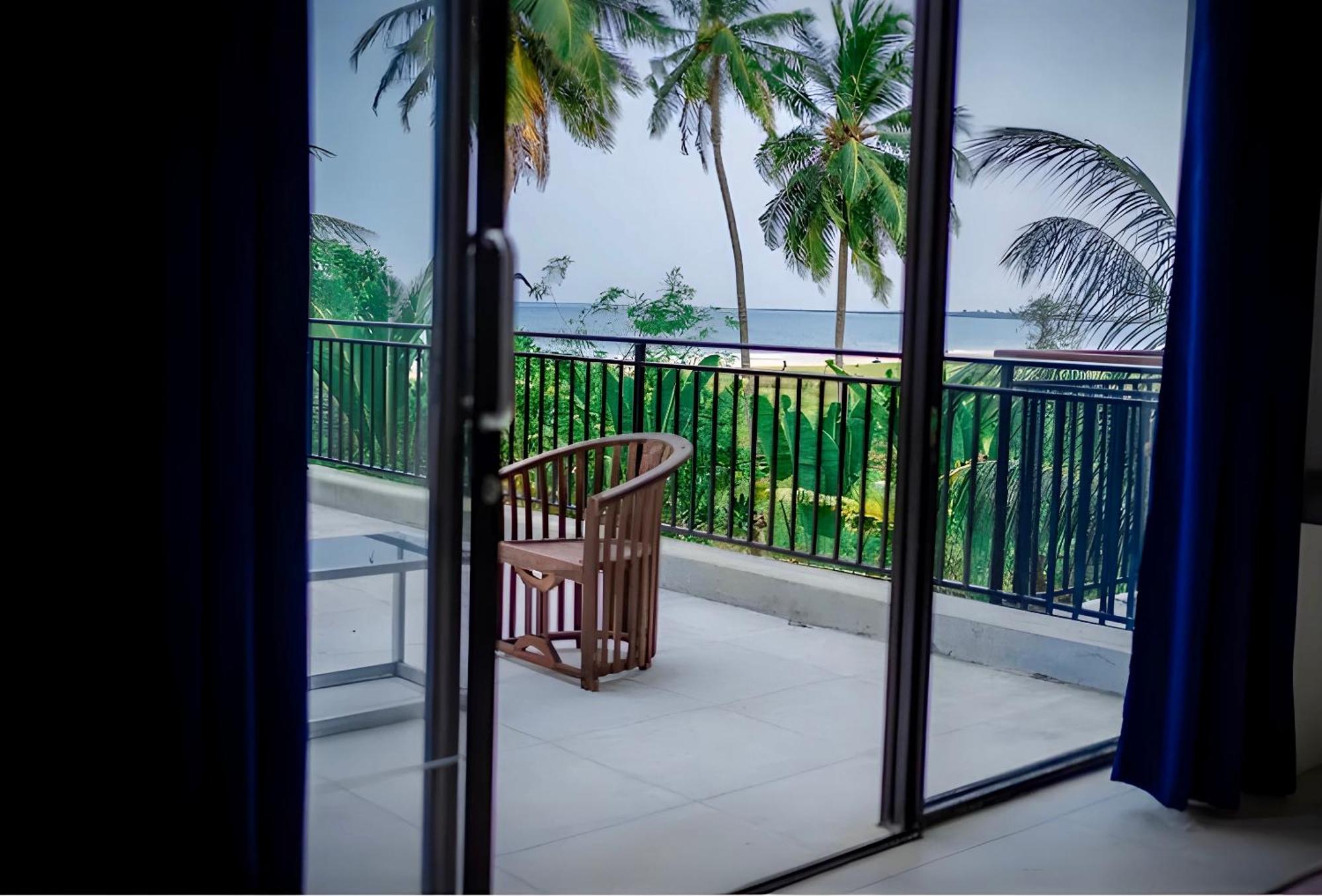 Aqua Marine Beach Hotel Kalkudah  Bagian luar foto