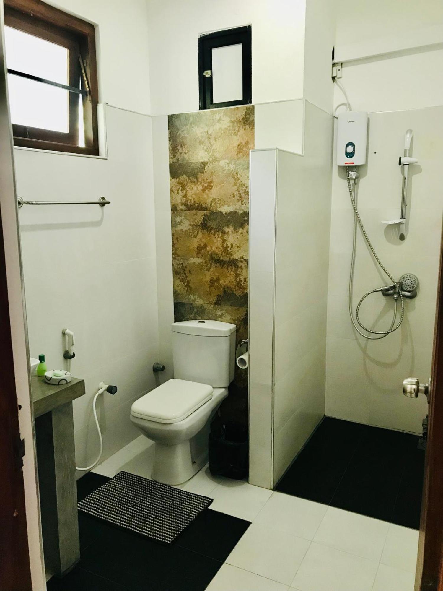 Aqua Marine Beach Hotel Kalkudah  Bagian luar foto